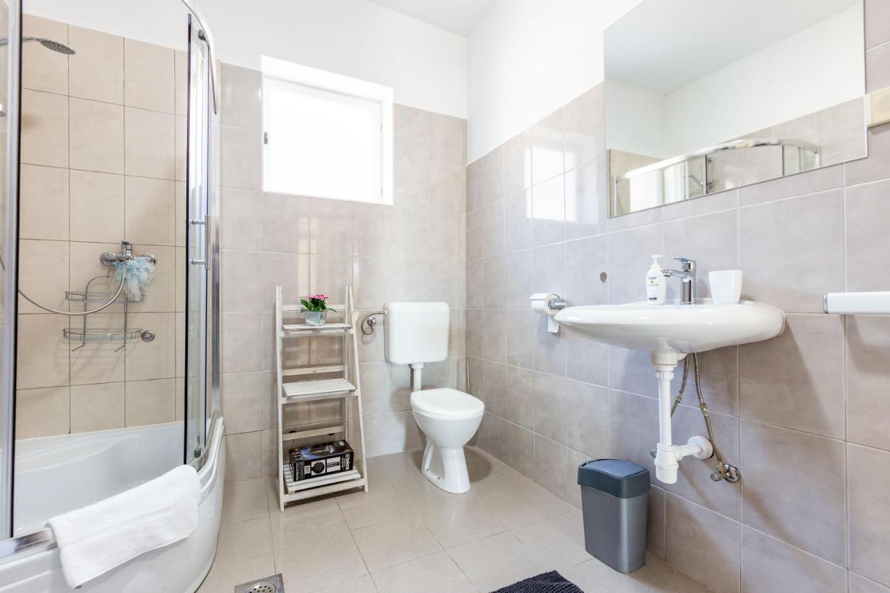 Sjor 2 Bdr Apartment W Grill Ζαντάρ Εξωτερικό φωτογραφία